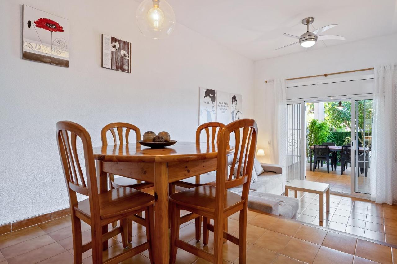 Hauzify I Apartament Audrey プラヤ・デアロ エクステリア 写真