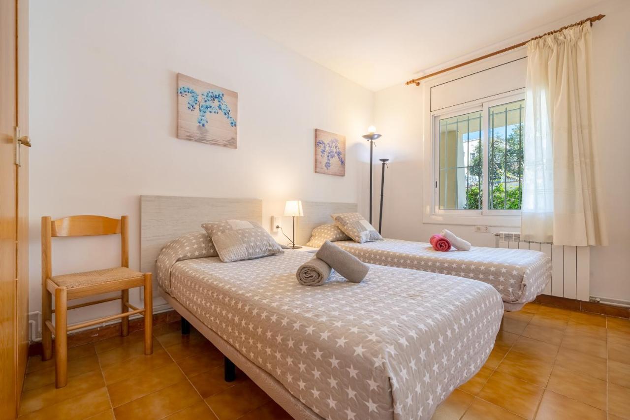 Hauzify I Apartament Audrey プラヤ・デアロ エクステリア 写真